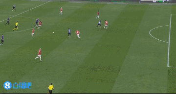 离谱啊塔罗！塔雷米回做，劳塔罗无人看防弹射打高！