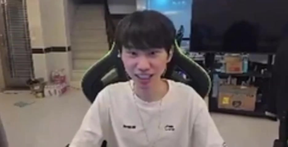 Doinb吐槽签名售卖：以后可能不是所有人签 可能核实看是不是白猴