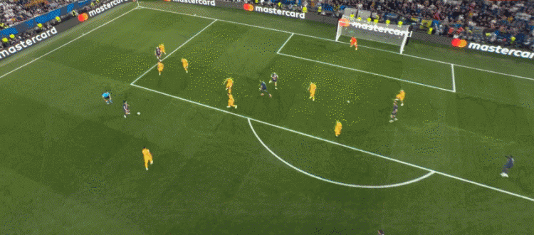 欧冠决赛复盘:巴黎“狂锋”背后有高人指点,请叫他们新典礼中场